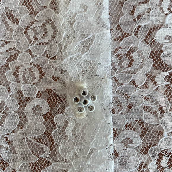 Vintage Lace Blouse - Picture 4 of 7